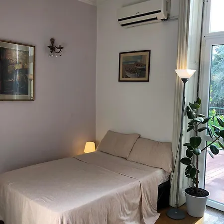 Homestay szállás Lili House Milánó