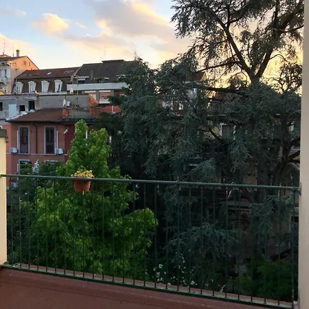 Lili House Séjour chez l'habitant